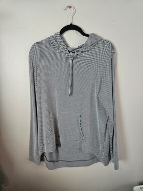 Black & White Micro-Check Hoodie Sweater